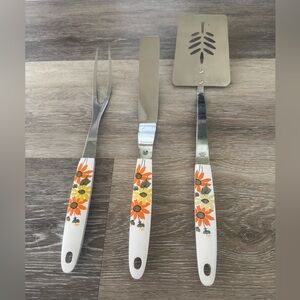 Vintage Ekco Country Garden Utensils Lot of 3 Meat Fork, Spatula, Spreader 70’s